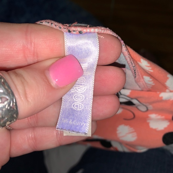 Lularoe - Picture 2 of 2